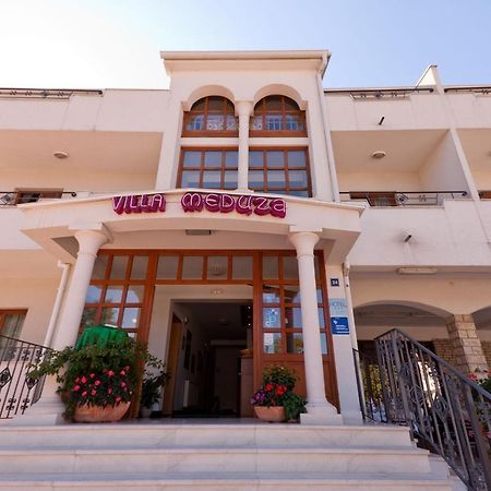 Hotel Meduza Біоград-на-Мору Екстер'єр фото
