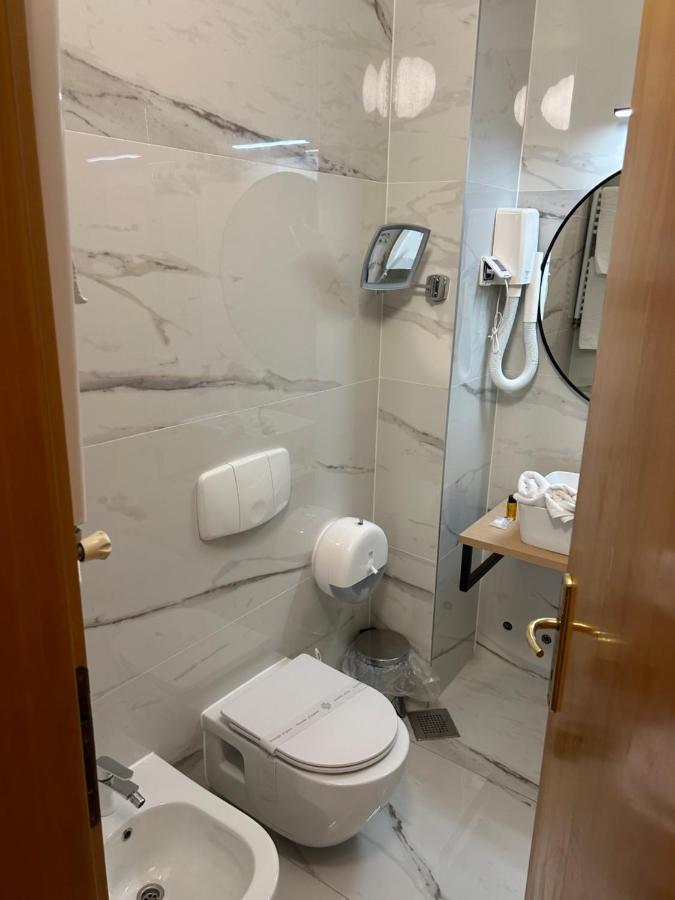Hotel Meduza Біоград-на-Мору Екстер'єр фото